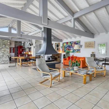 Villa De 6 Avec Piscine Privee Terrasse Et Wifi A