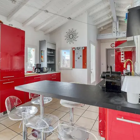 De 6 Avec Piscine Privee Terrasse Et Wifi A